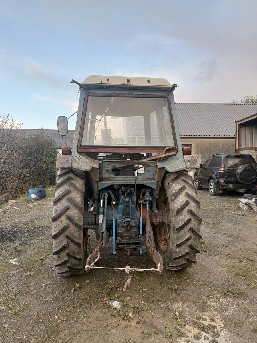 Ford 7600 - Image 4