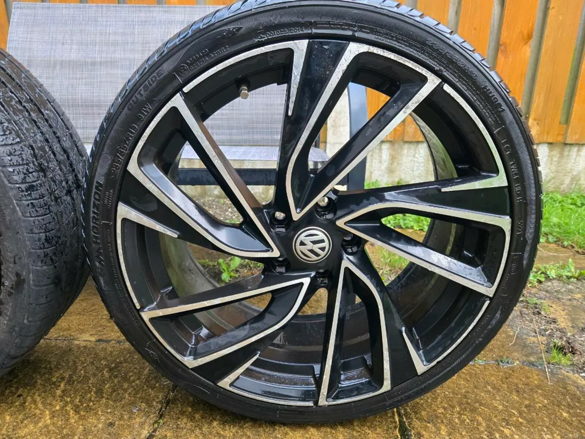 VW 19" alloys - Image 2