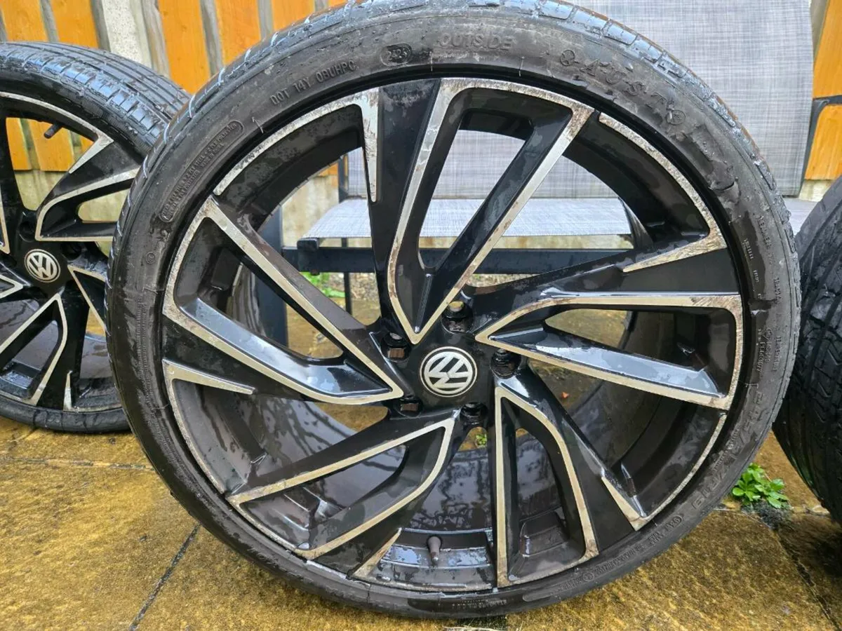 VW 19" alloys - Image 3