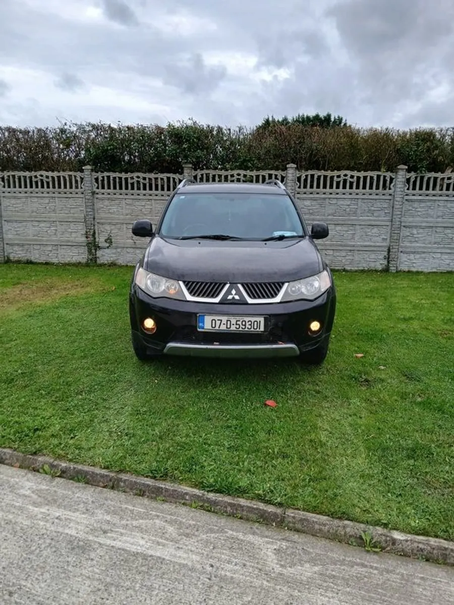 2007 Mitsubishi Outlander 7 Seater Needs Work - Image 2