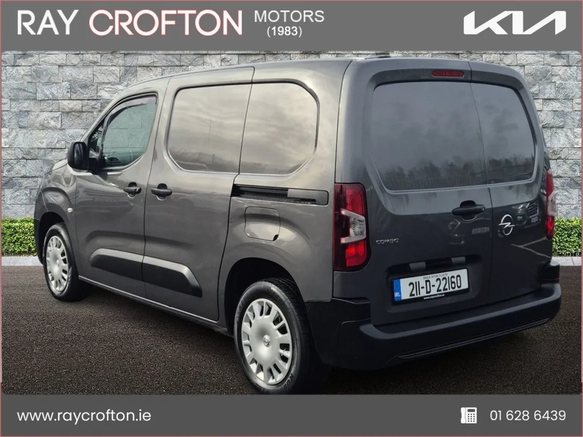 Opel Combo 1.5 Turbo D 100PS VAT - Image 4