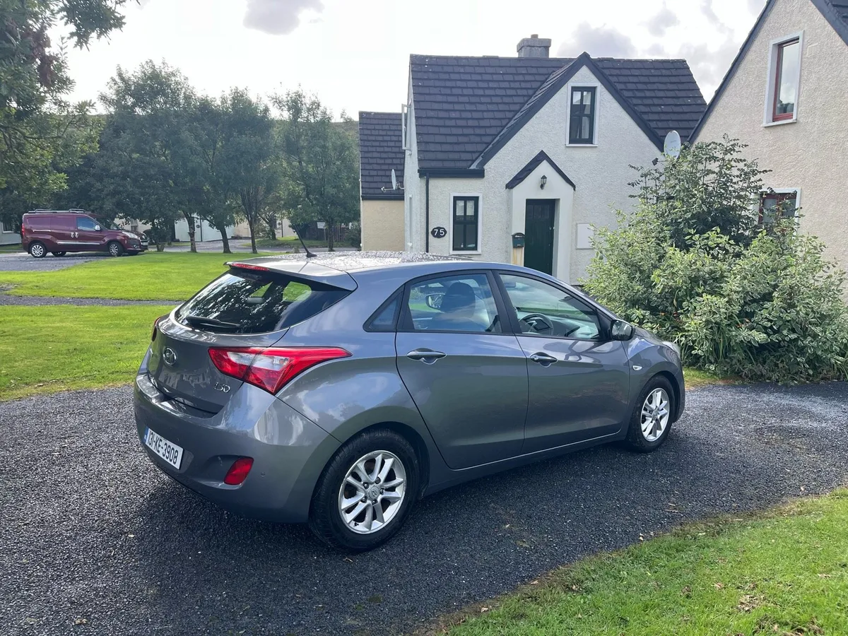 Meticulously Maintained Hyundai i30 - Image 4