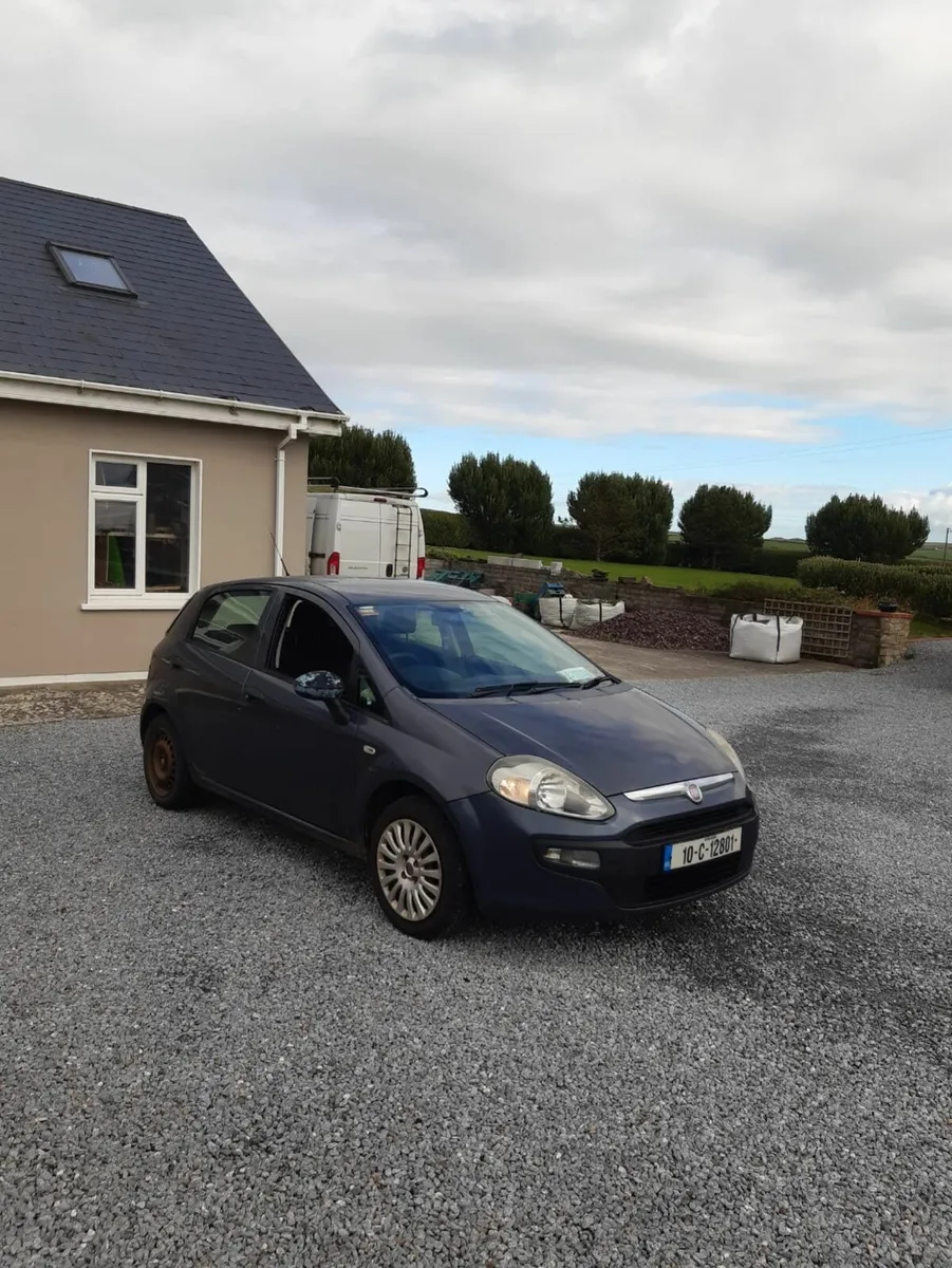Fiat Punto 2010 - Image 1