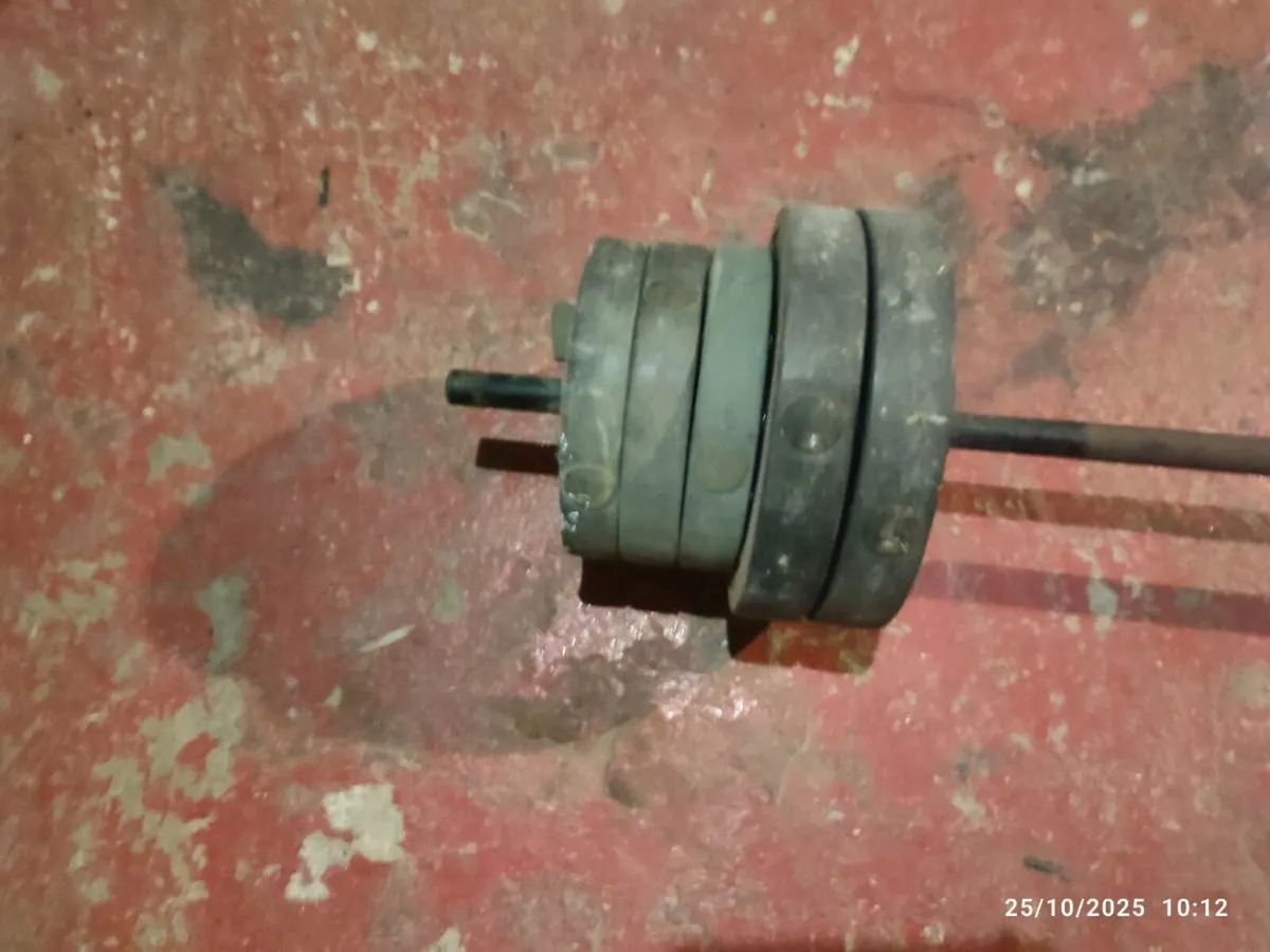 Free Barbells collection only. - Image 3
