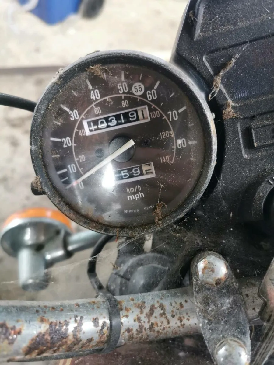 Motorbike - Image 4