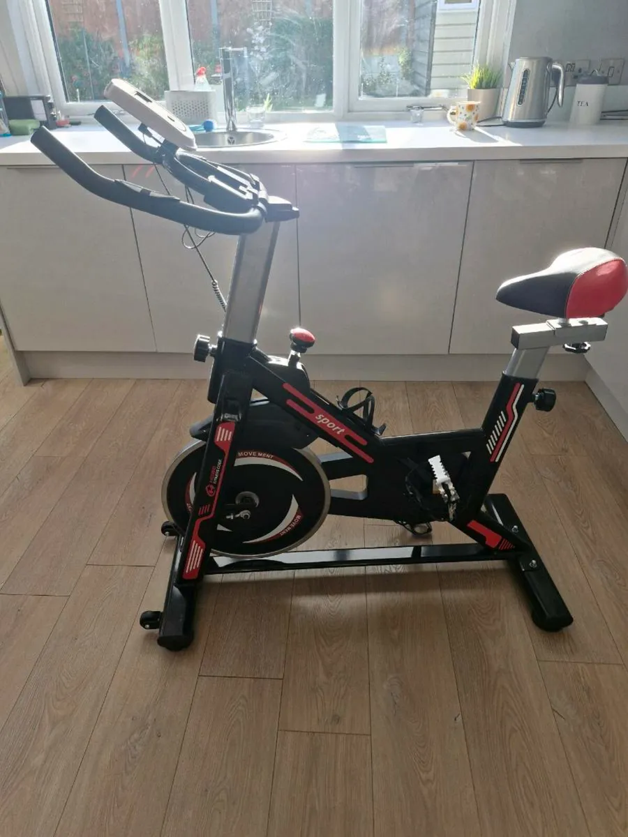 Exercise bike - Image 1