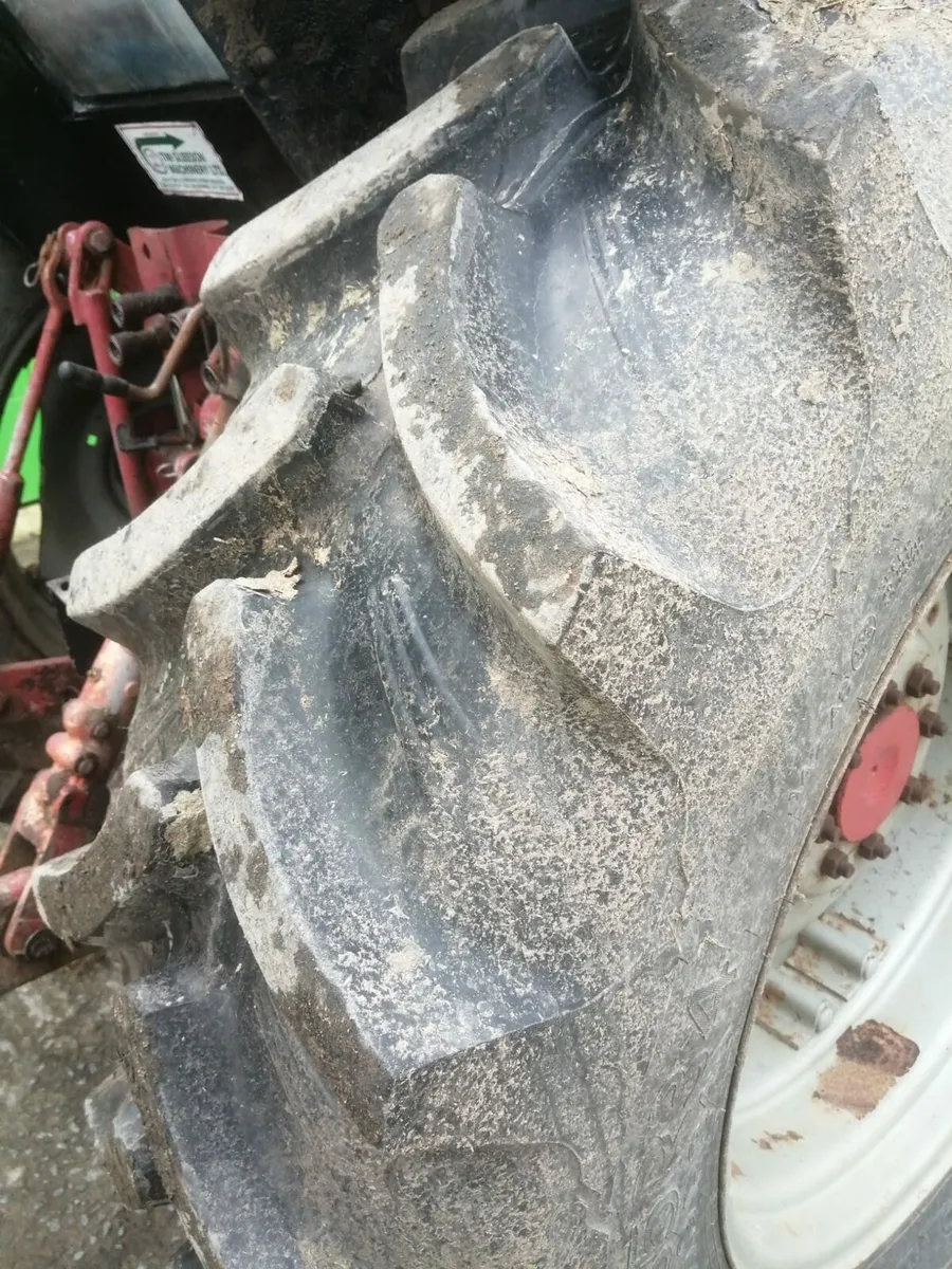 Tractor - Image 4