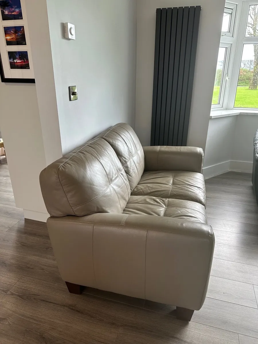 Leather sofa 2 seater - Image 1