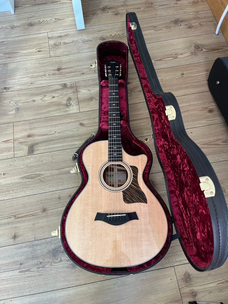 Taylor 312 ce Accoustic guitar - Image 1