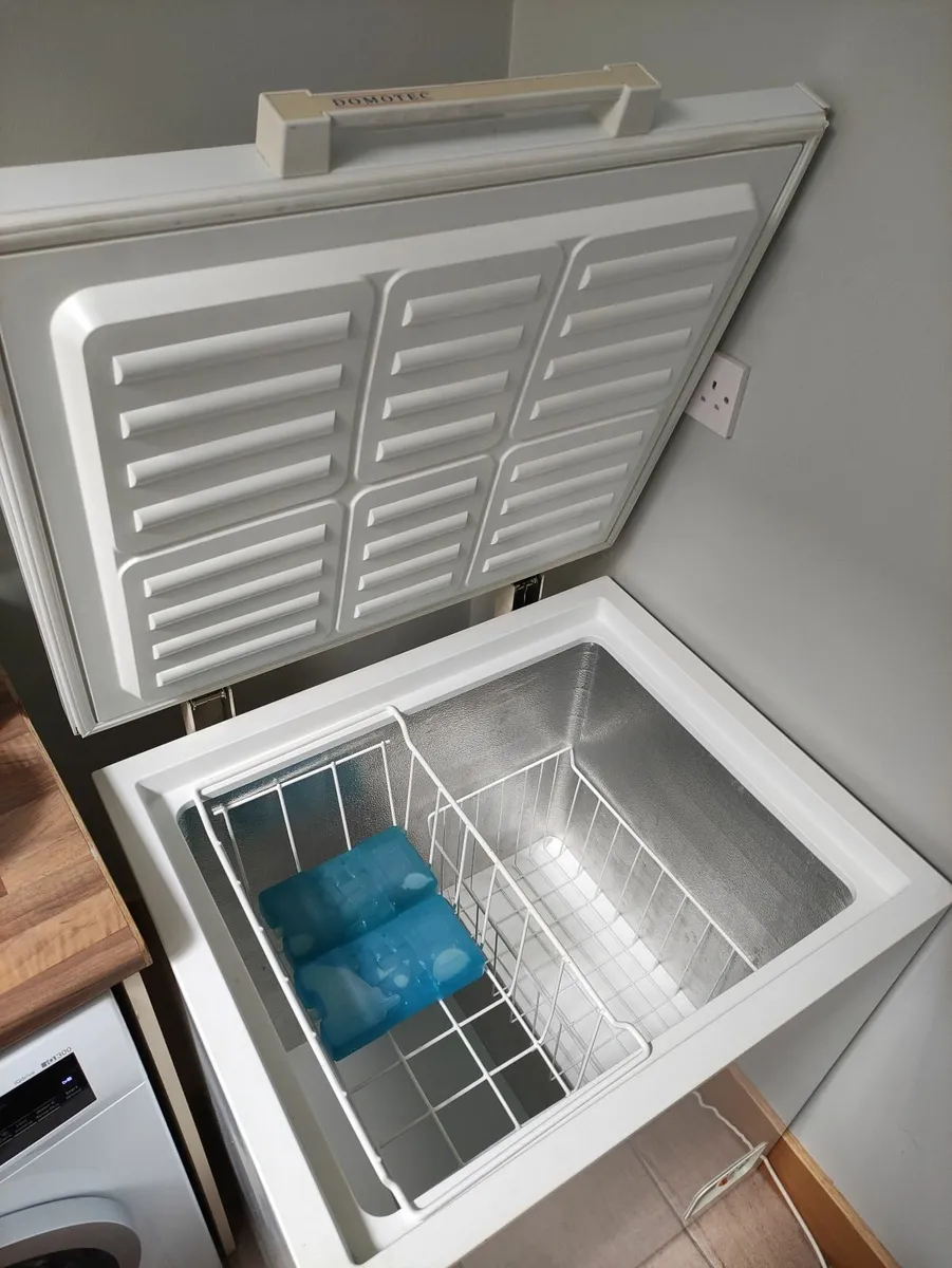 Chest Freezer - Image 3