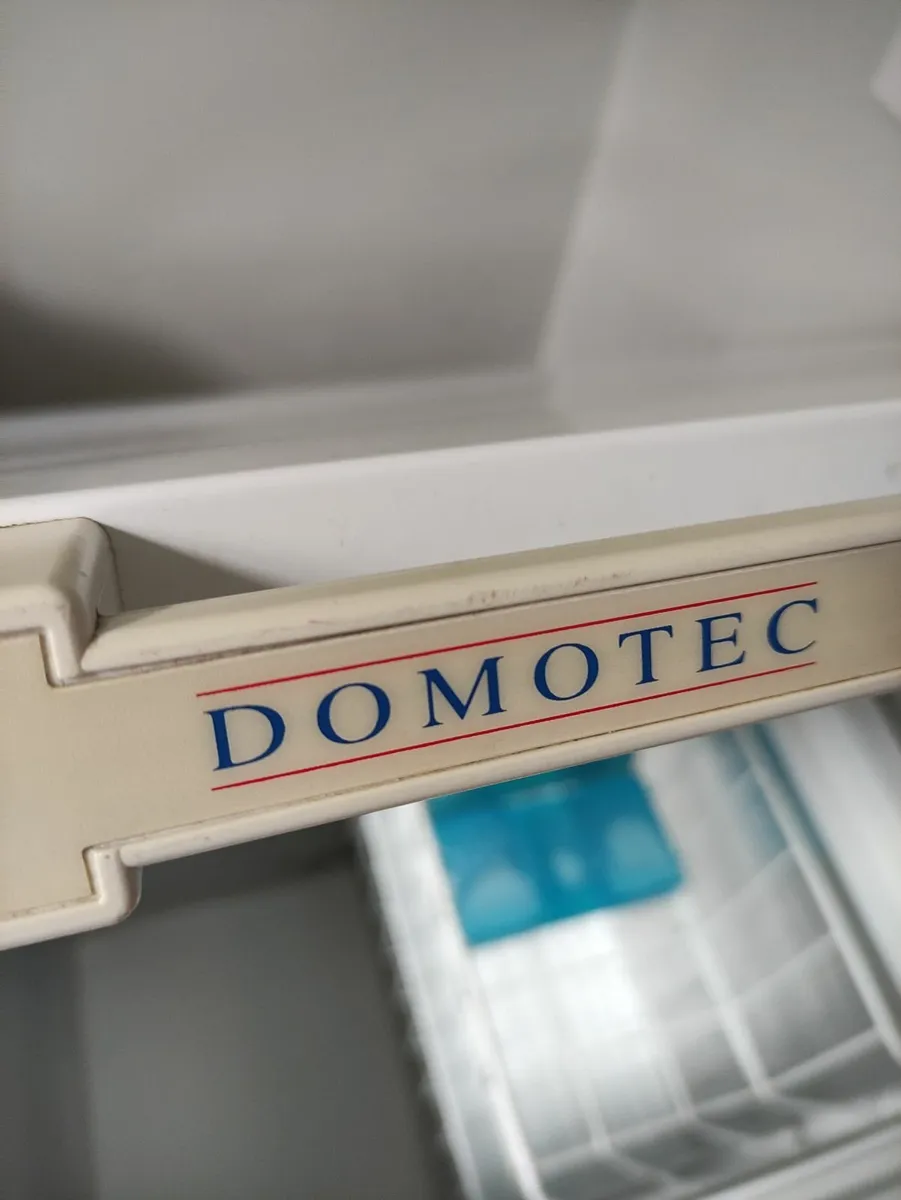 Chest Freezer - Image 4