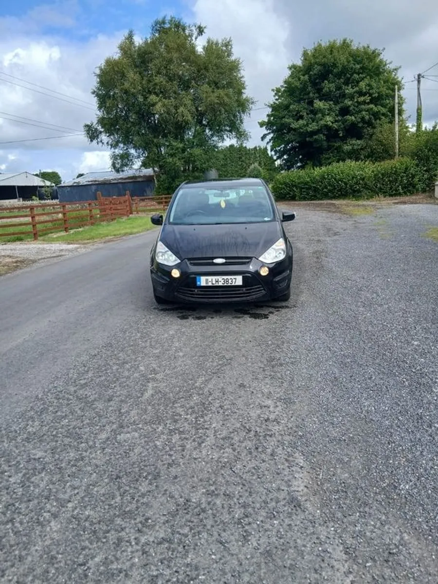 2011 Ford S-Max 7 Seater Needs Work - Image 2