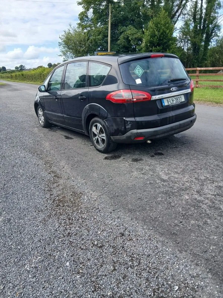 2011 Ford S-Max 7 Seater Needs Work - Image 4