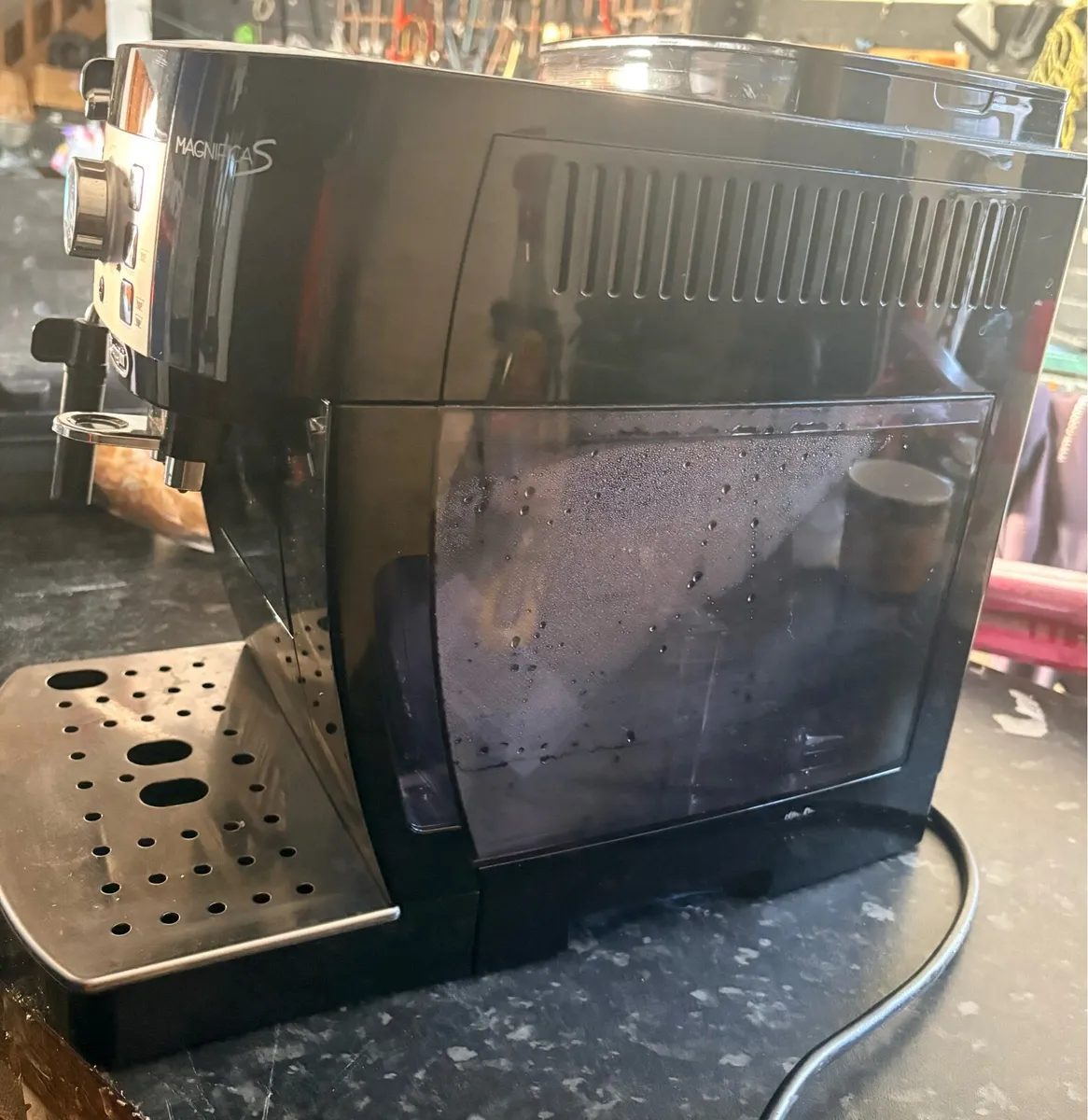 Delonghi coffee machine - Image 2
