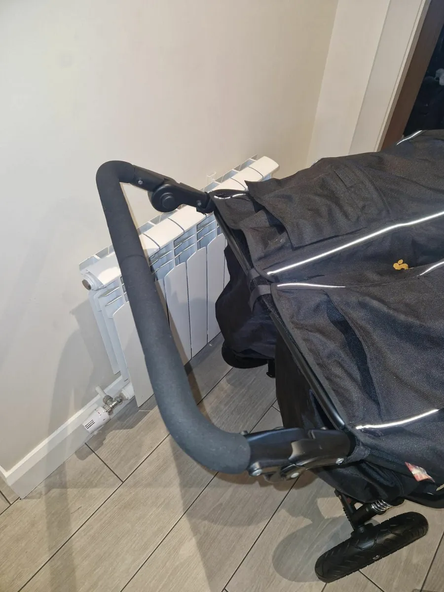 As New Out N About Double stroller footmuffs - Image 4