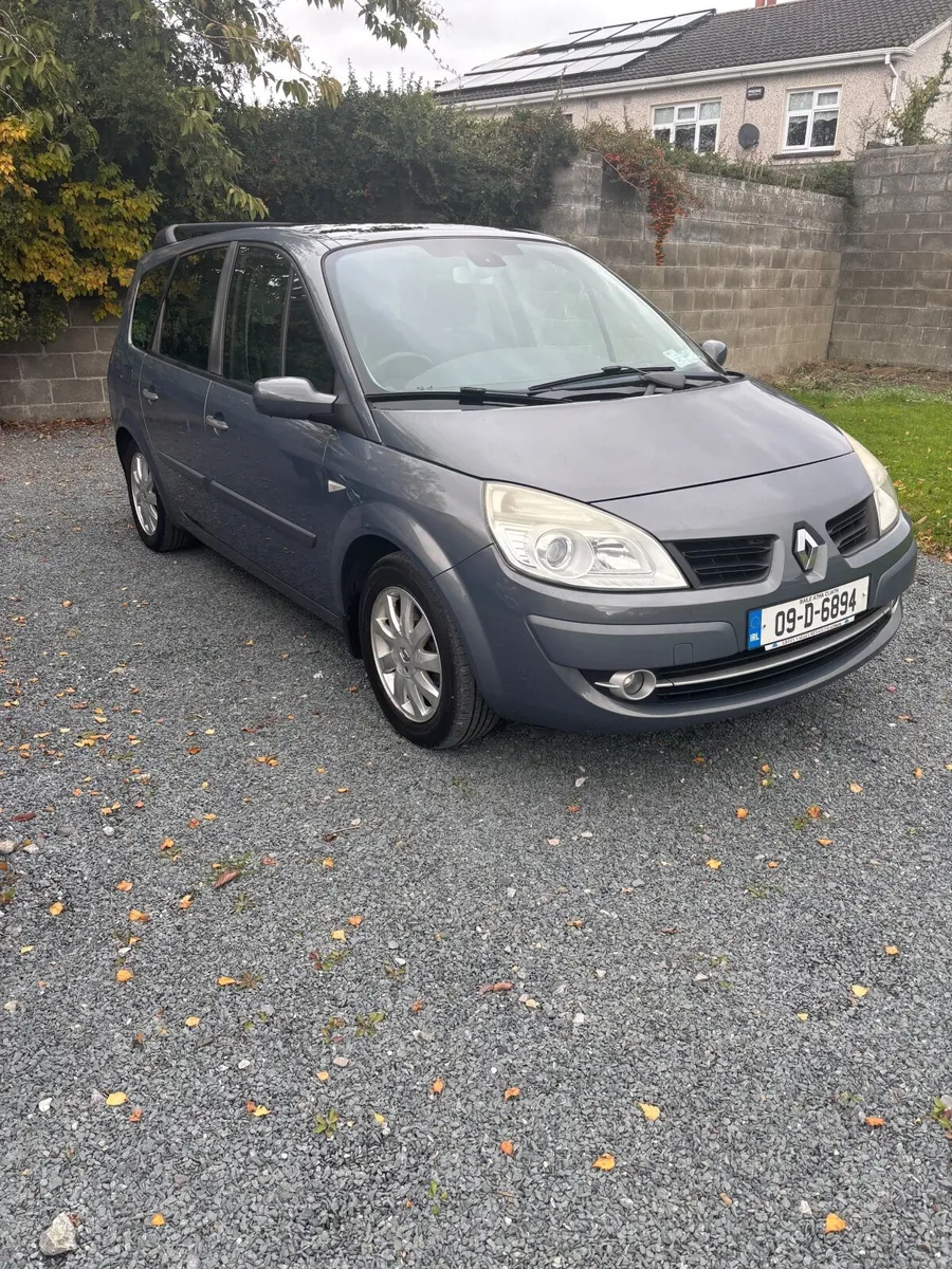 Renault Grand Scenic 2009 - Image 1