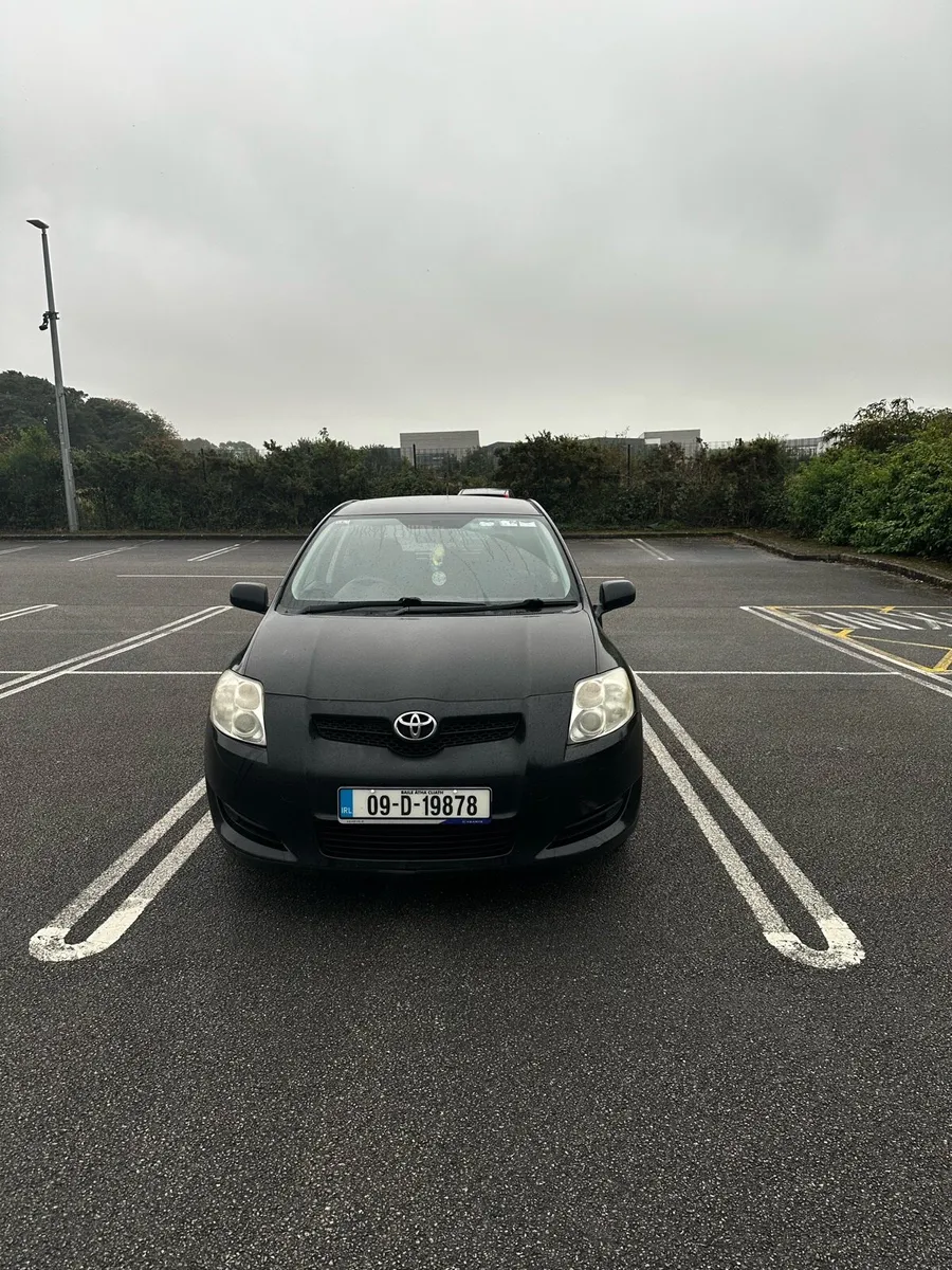 Toyota Auris - Image 2