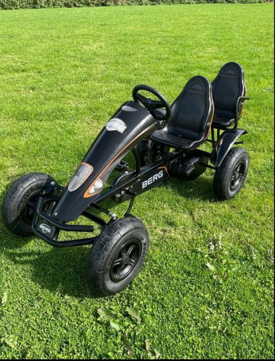 Berg go cart.. big black edition - Image 1