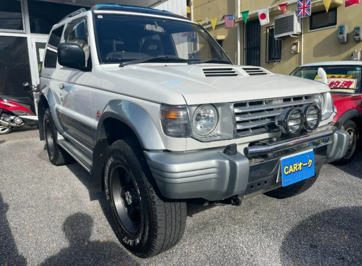 Mitsubishi Pajero ZR-II 3.5 V6 - 75klm Jap import - Image 1