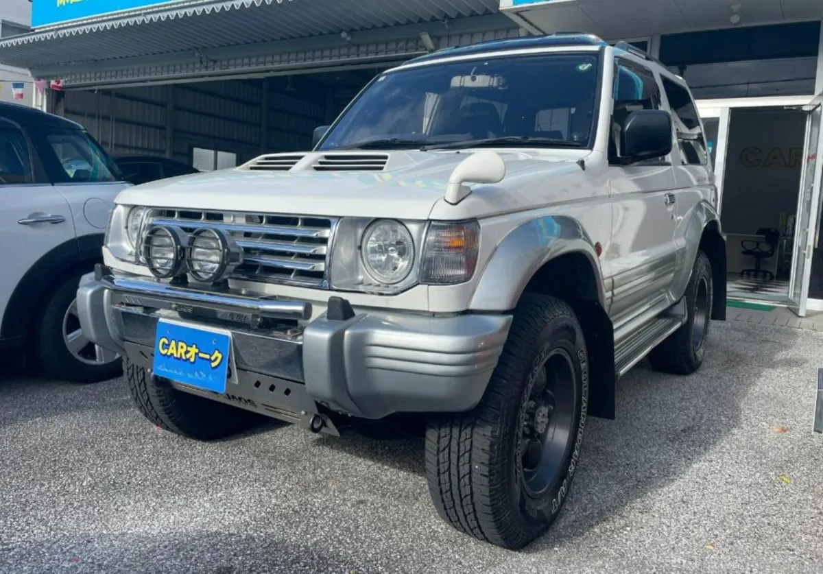 Mitsubishi Pajero ZR-II 3.5 V6 - 75klm Jap import - Image 2