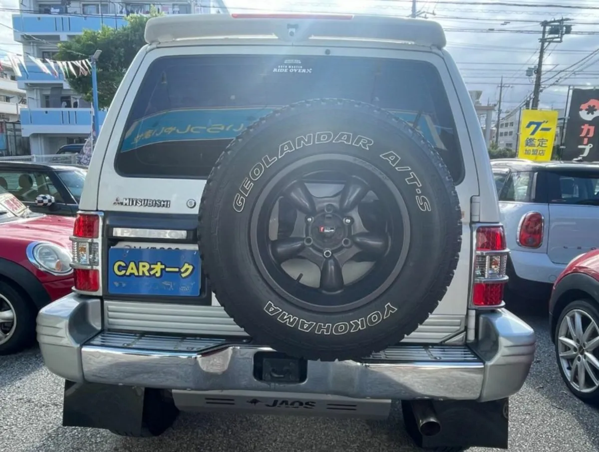 Mitsubishi Pajero ZR-II 3.5 V6 - 75klm Jap import - Image 3