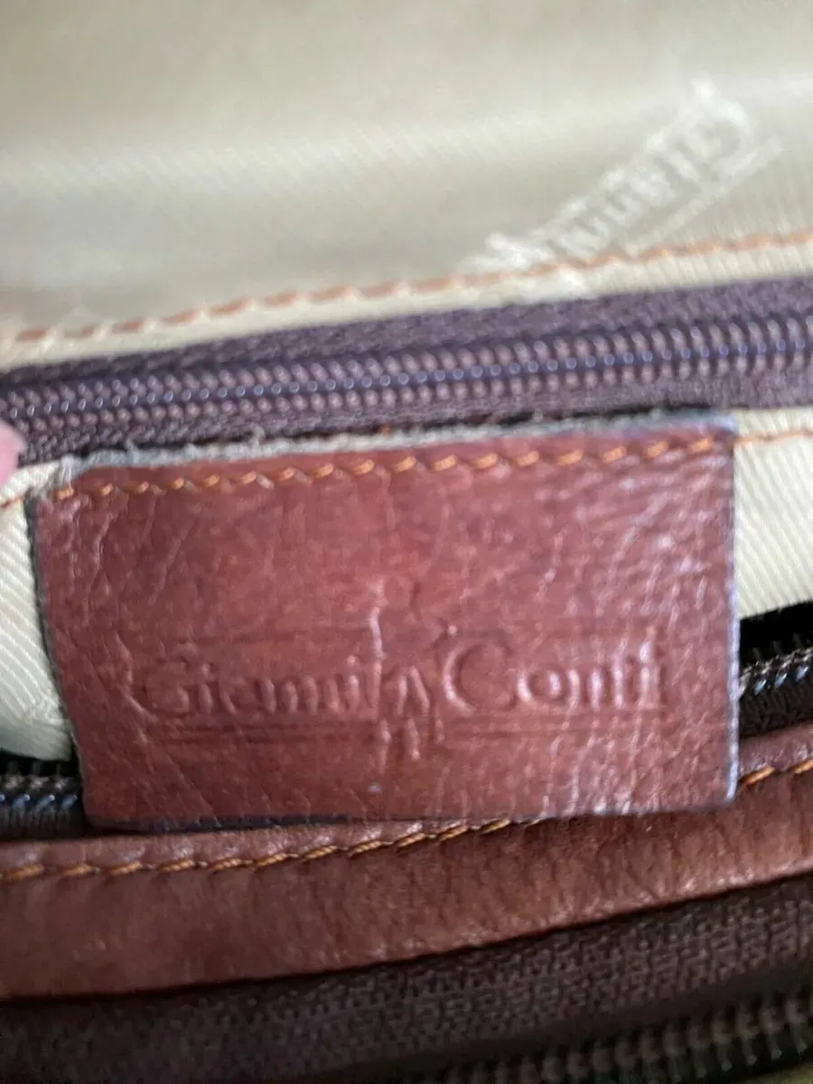 Gianni Conti Leather Shoulder Bag - Image 4