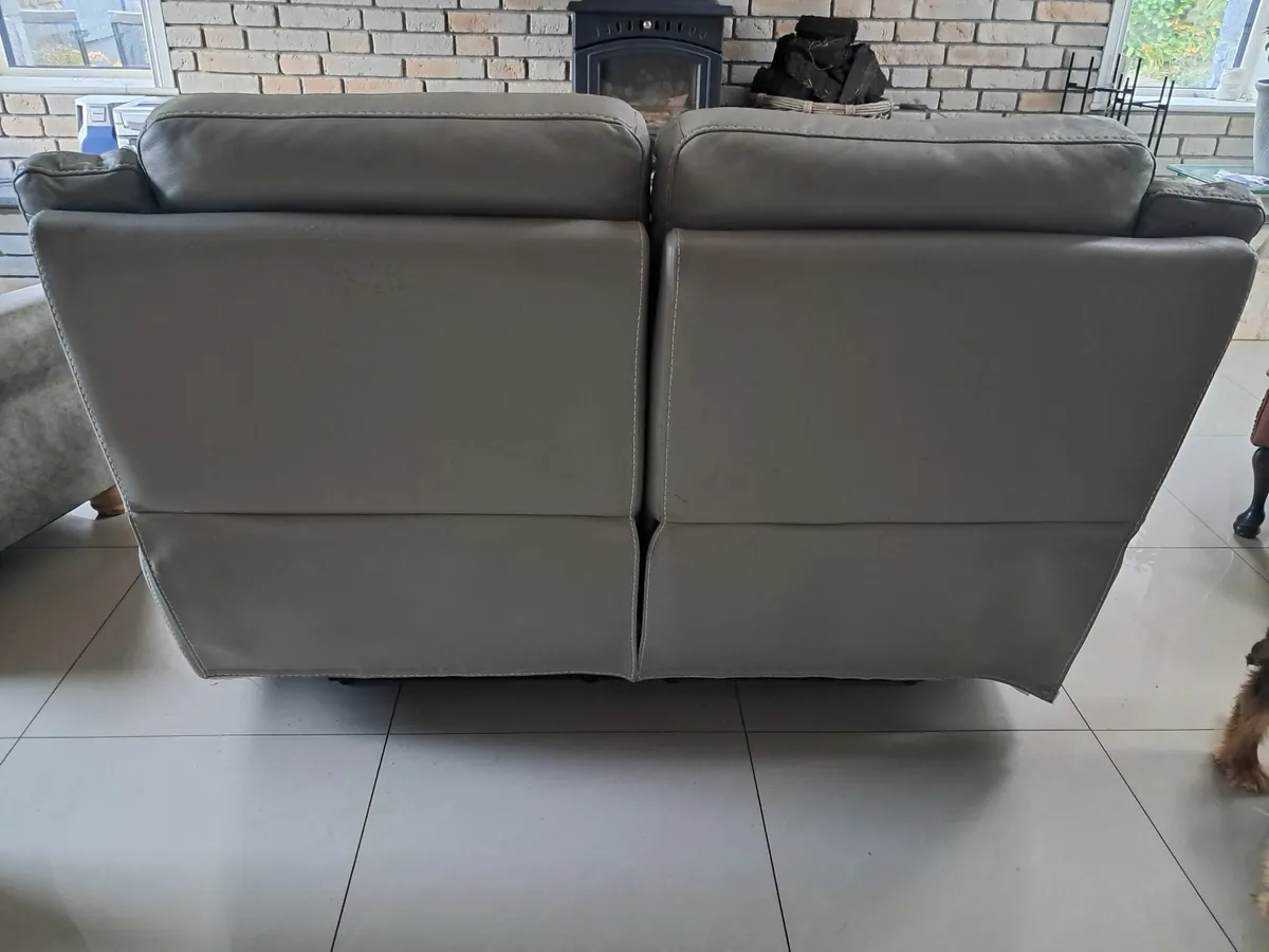 2 seater couch - Image 4