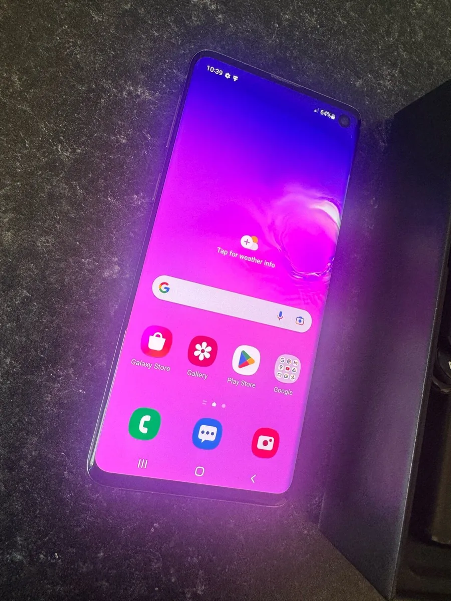 LIKE NEW SAMSUNG S10 DUAL SIM 128gb unlocked - Image 2