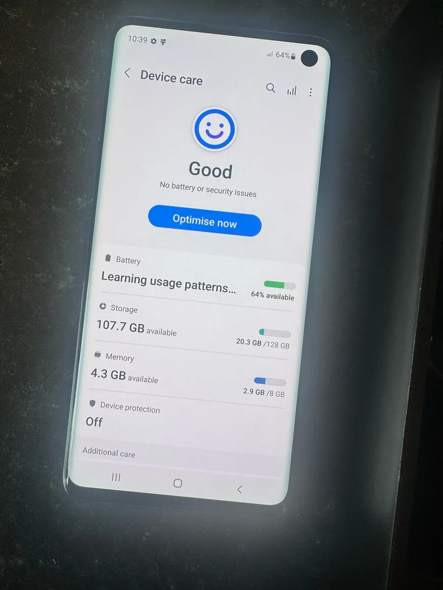 LIKE NEW SAMSUNG S10 DUAL SIM 128gb unlocked - Image 3