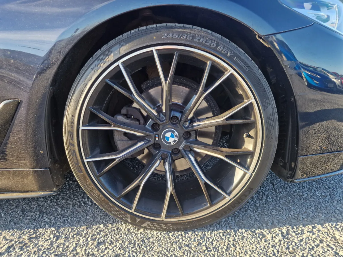 BMW 5-Series 520 D G30 M Sport 4DR Auto - Image 4
