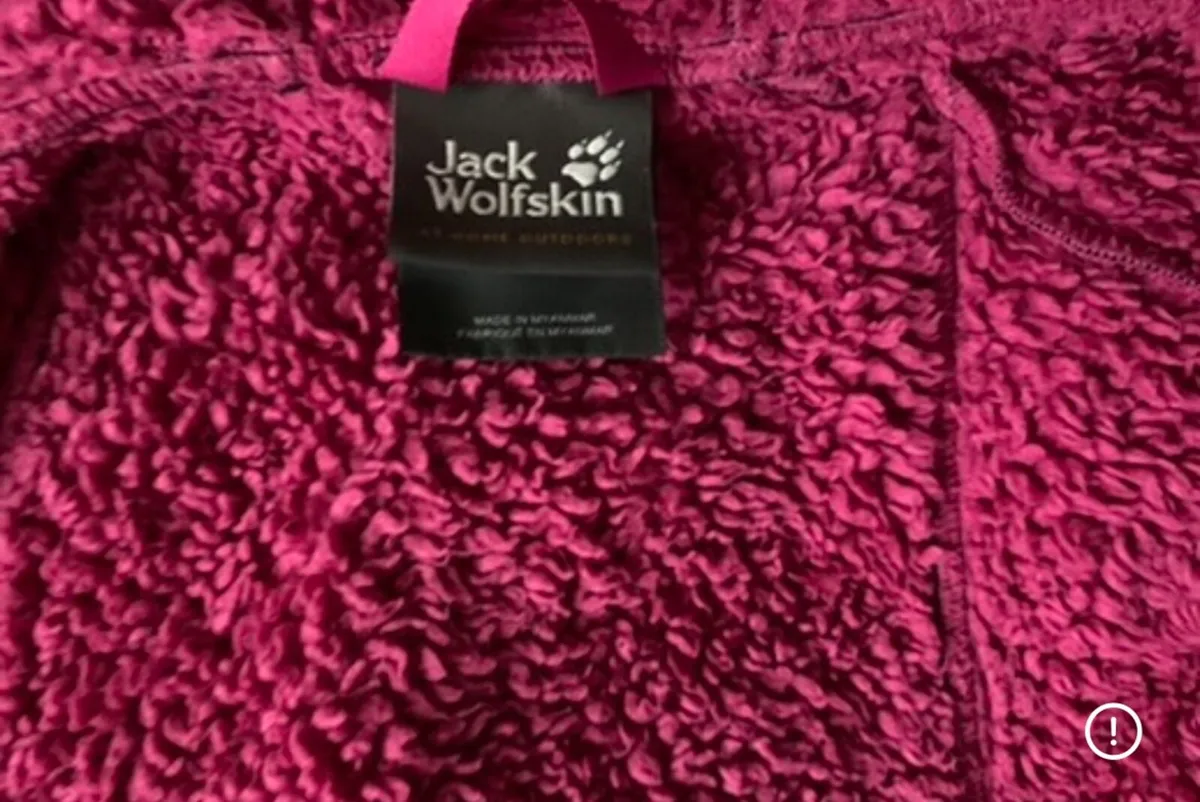 Girls Jack Wolfskin Hoodie Jacket: Size 152cm/12yr - Image 2