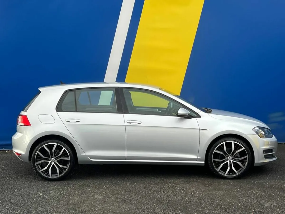 Volkswagen Golf R-LINE PACK 1.2 TSI AUTO // SERVIC - Image 2