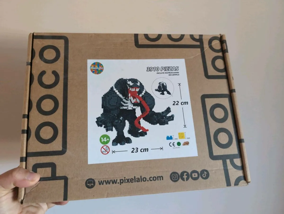 Venom Model Building for kids and adults - Image 1