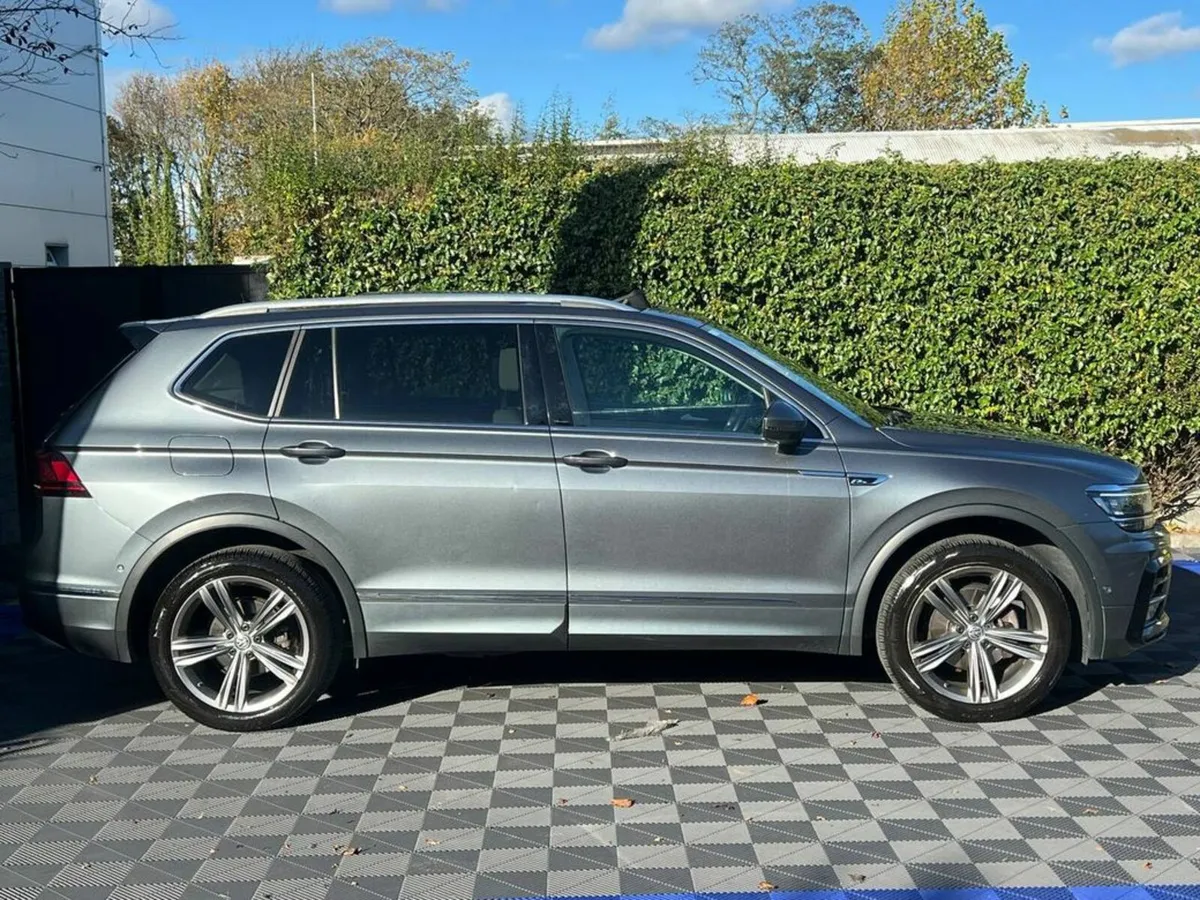 Volkswagen Tiguan ALLSPACE R-LINE 2.0 TDI 7-SEATER - Image 4
