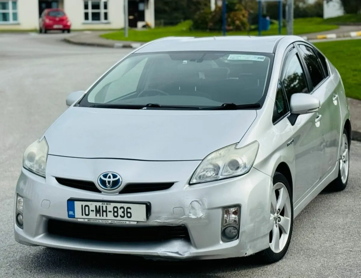 Toyota Prius 2010 /3850 euros - Image 4