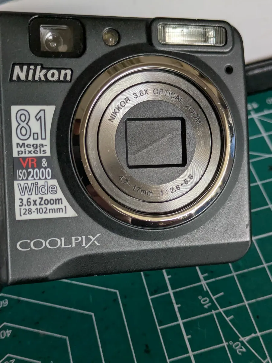 Nikon P50 - 8MP CCD🌈 digital compact camera - Image 4