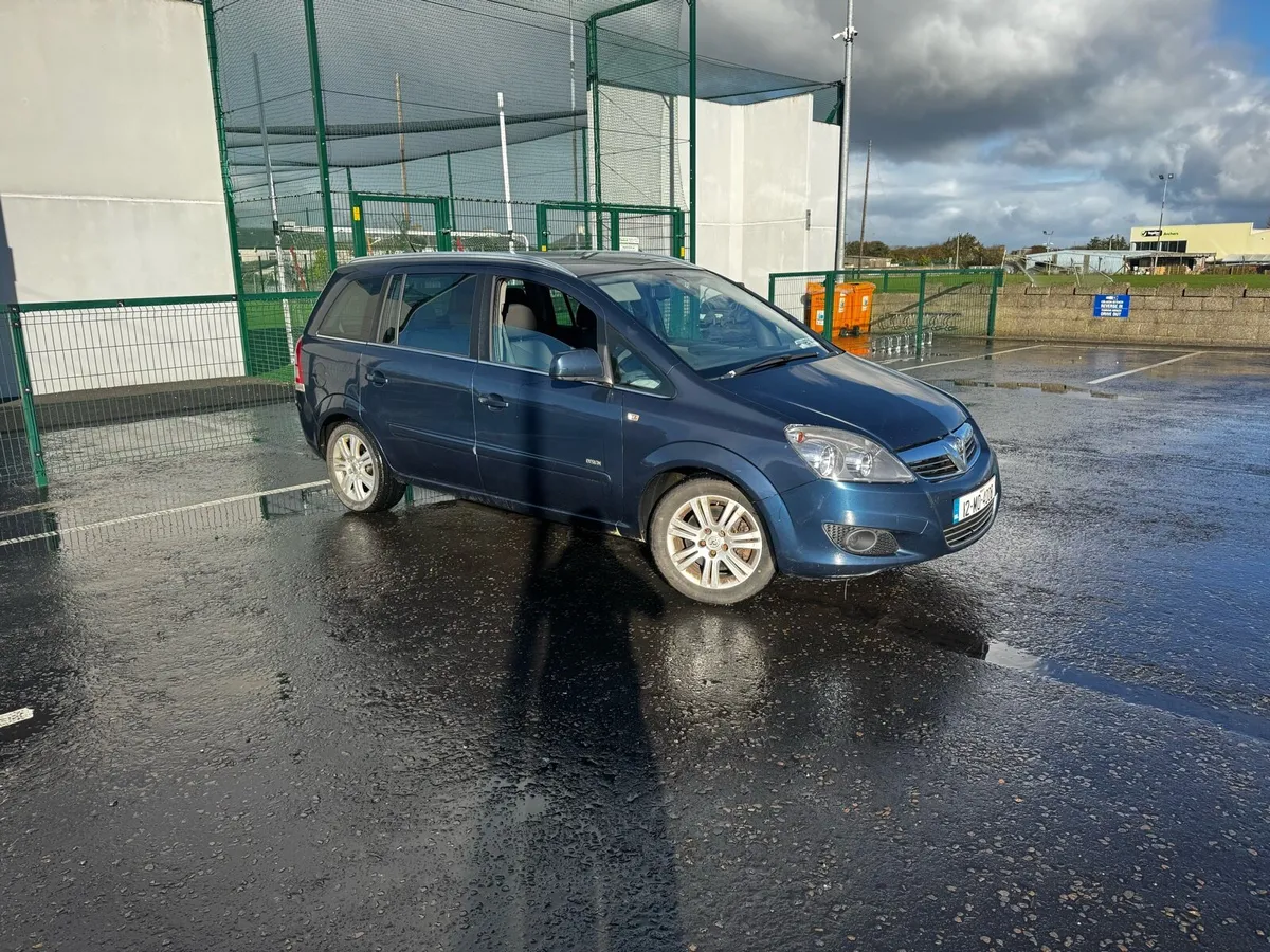 2012 Vauxhall zafira - Image 1