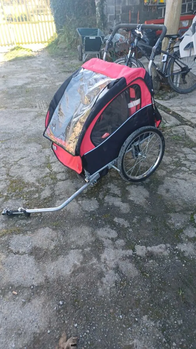 Child's bicycle trailer - Image 1