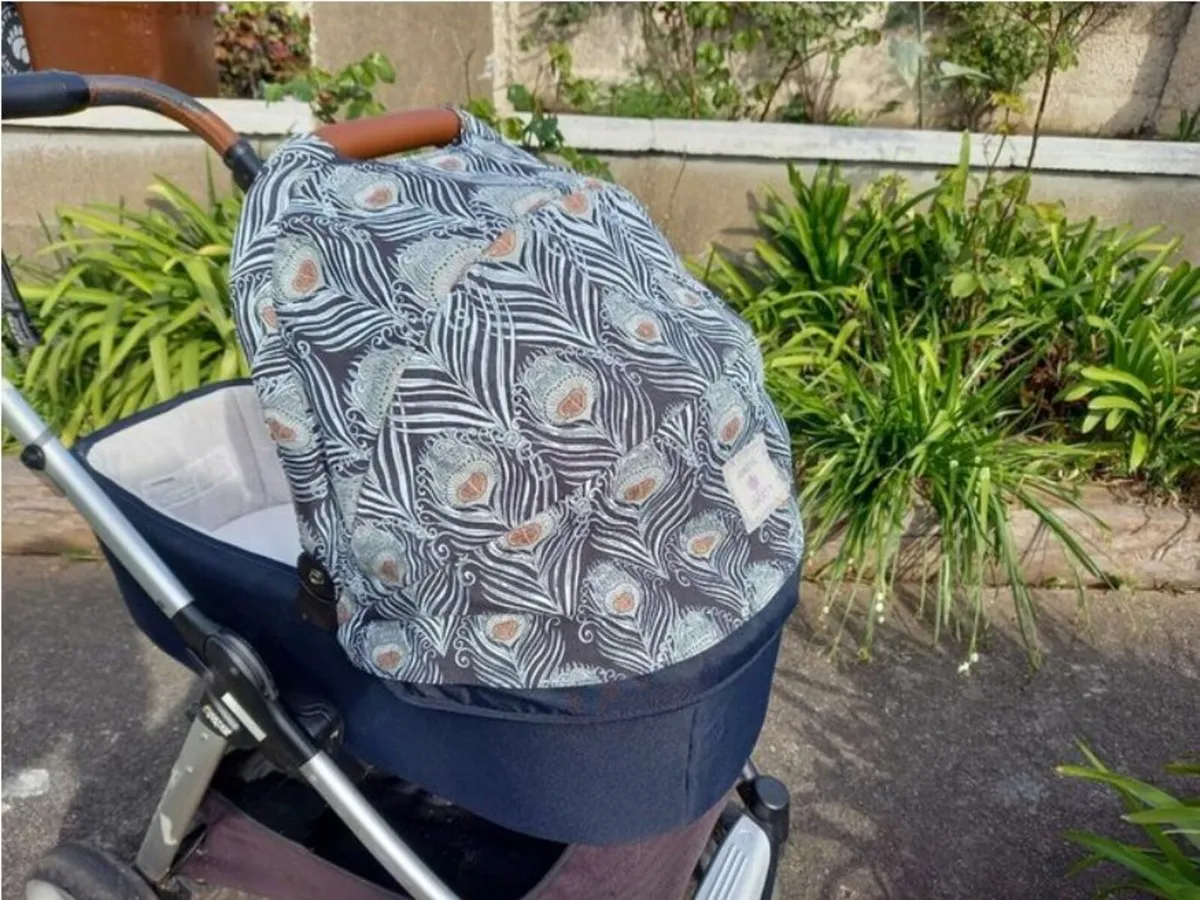 Mamas & Papas armadillo flip buggy + carry coat - Image 2