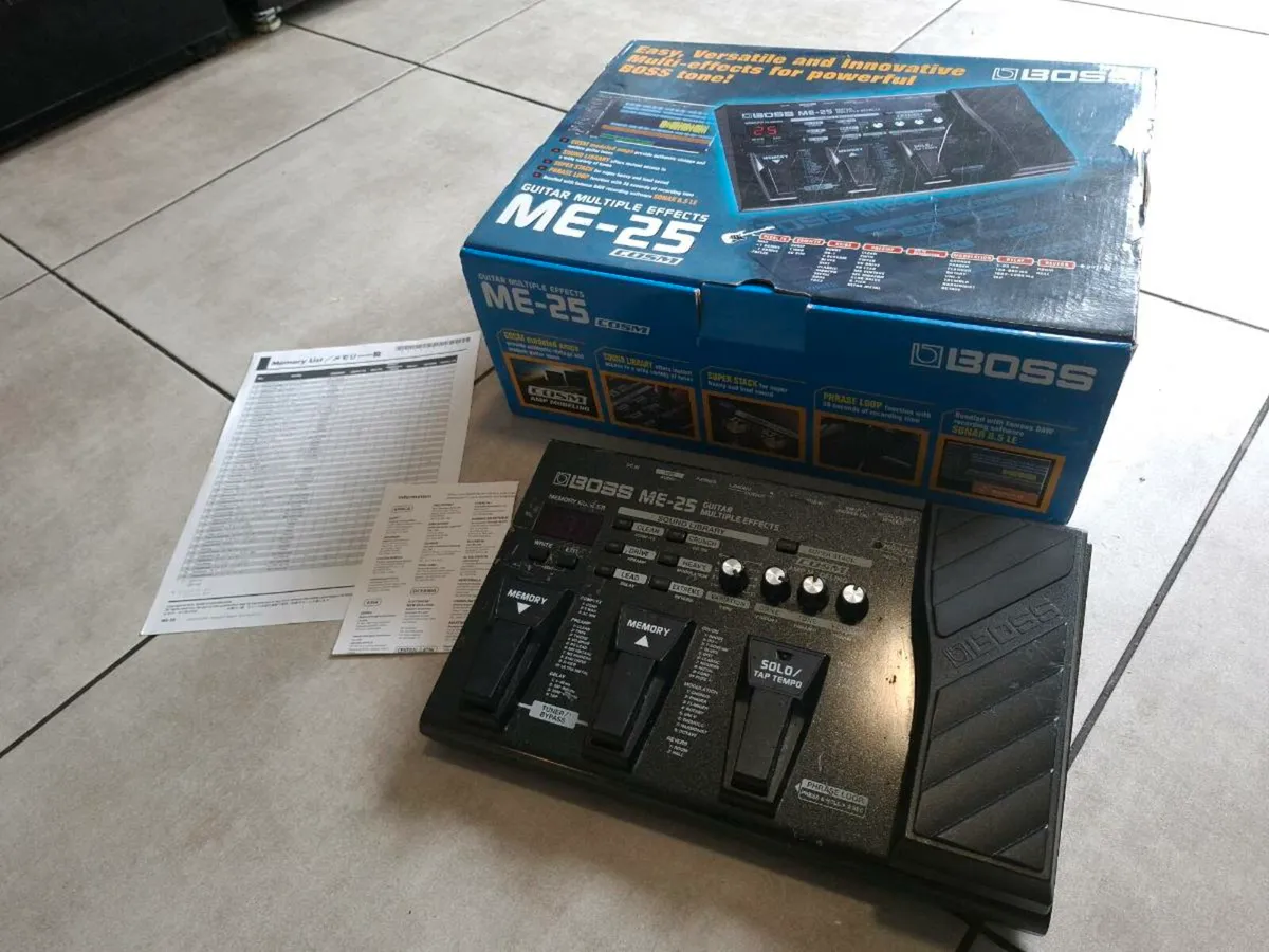 Boss ME-25 Multi-effects unit with box - Image 1