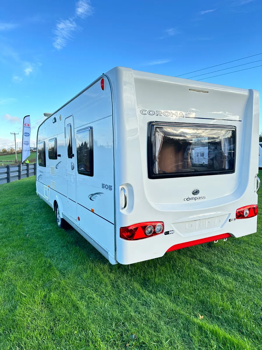 ✨STUNNING COMPASS CORONA 5 BERTH✨ - Image 2