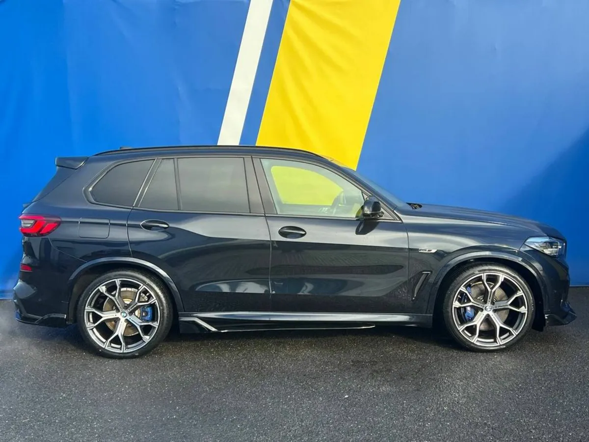 BMW X5 XDRIVE45E M-SPORT COMPETITION PACK // LOW M - Image 2