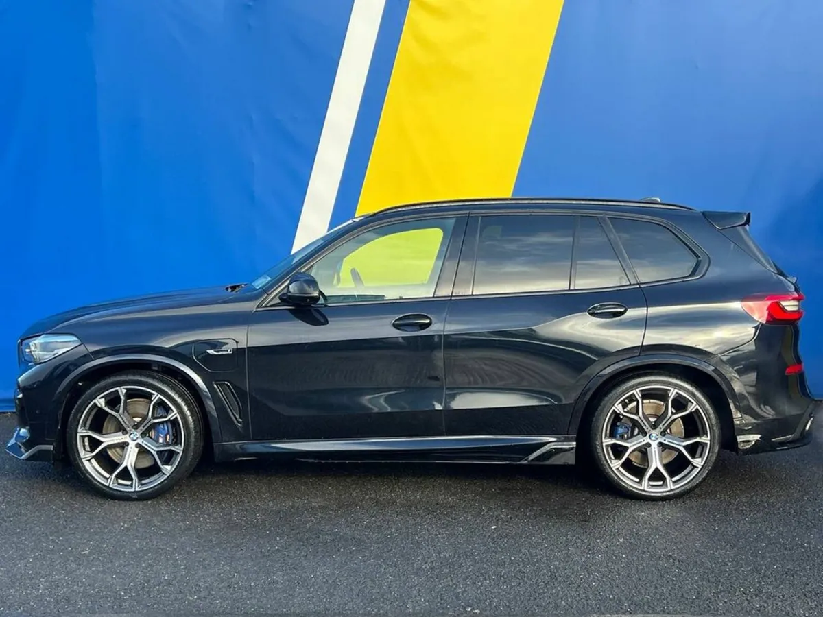 BMW X5 XDRIVE45E M-SPORT COMPETITION PACK // LOW M - Image 3