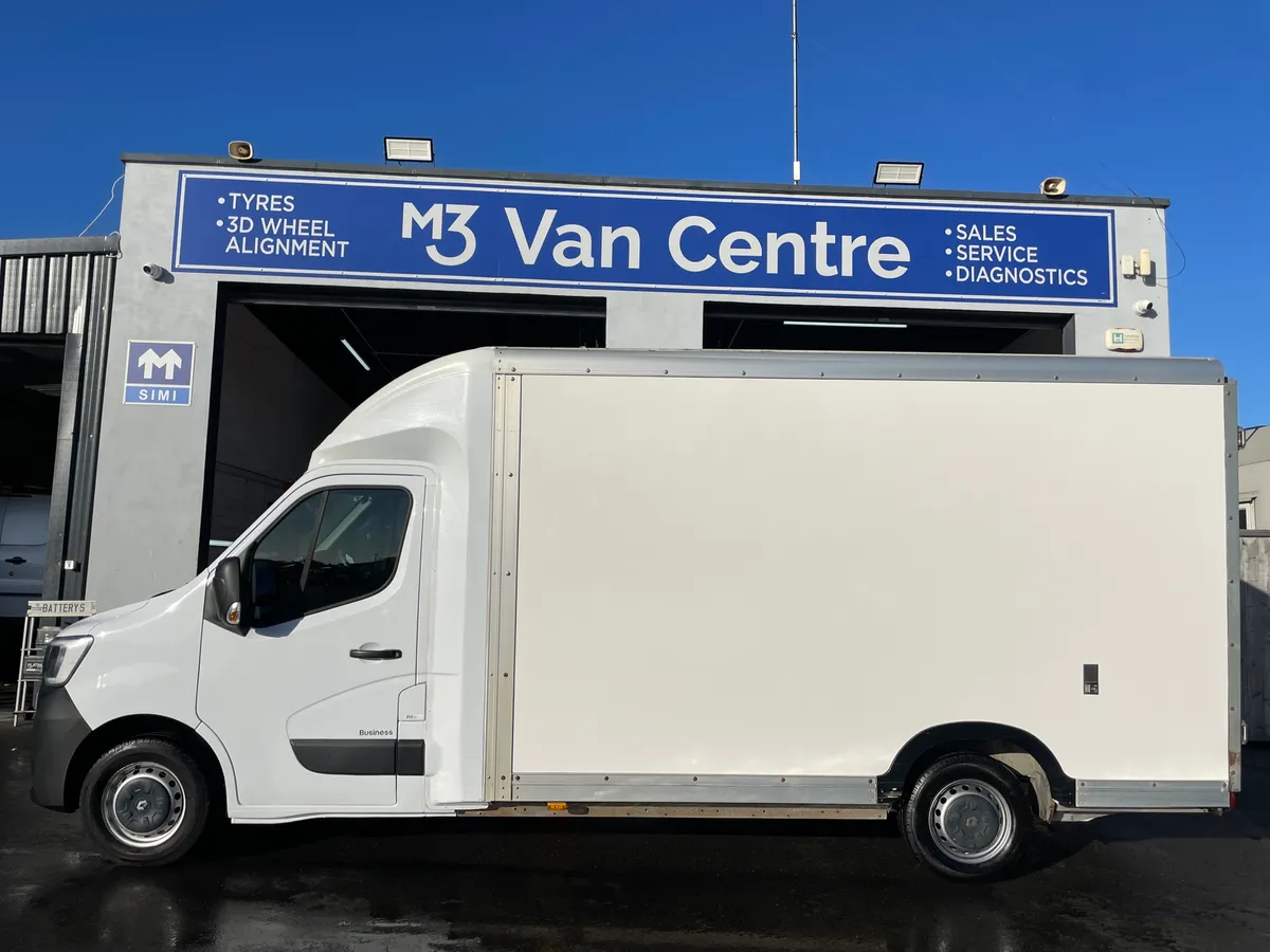 2022 Renault Master LUTON Body LOW LOADER - Image 3