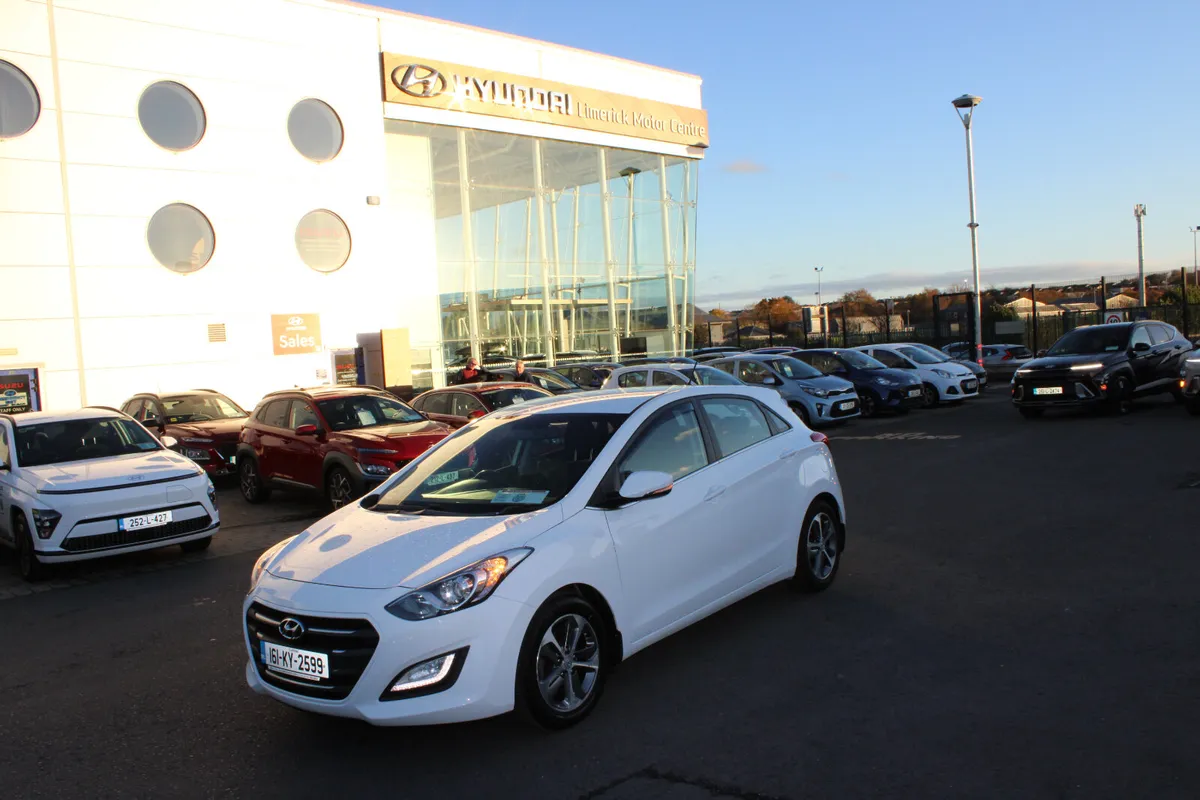 Hyundai i30 2016 - Image 1