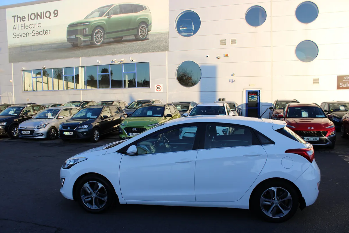 Hyundai i30 2016 - Image 2