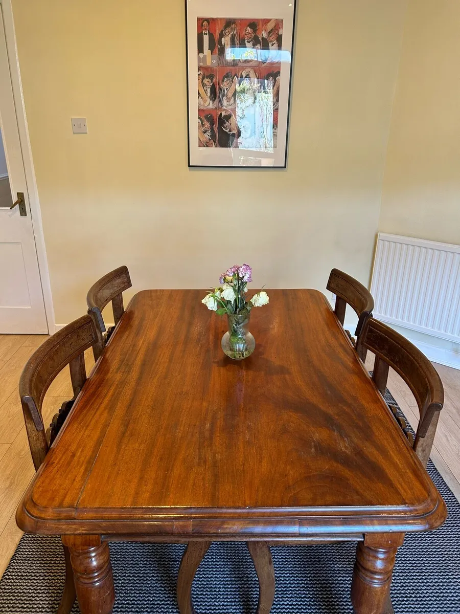 Dinning room table - Image 2