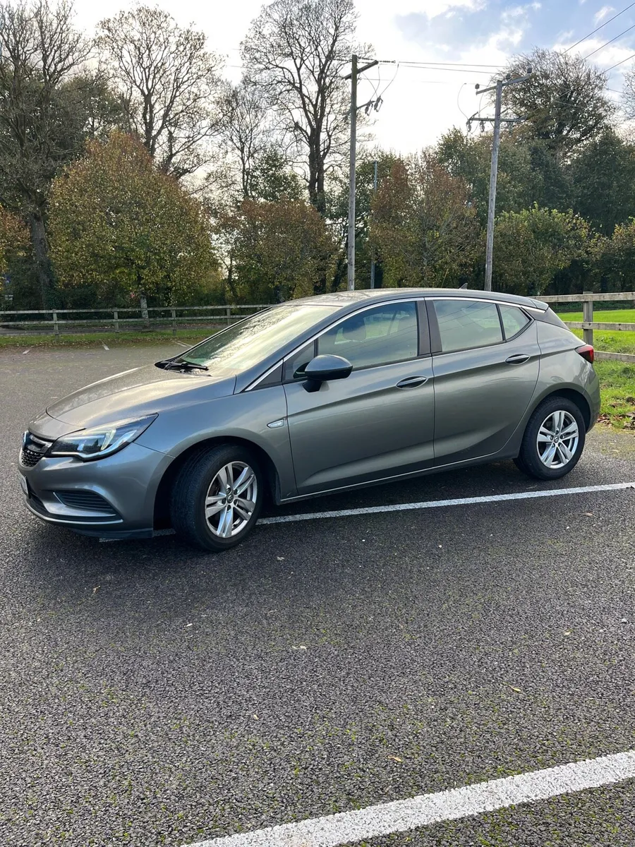 Wauxhall Astra 1.6D New NCT - Image 3