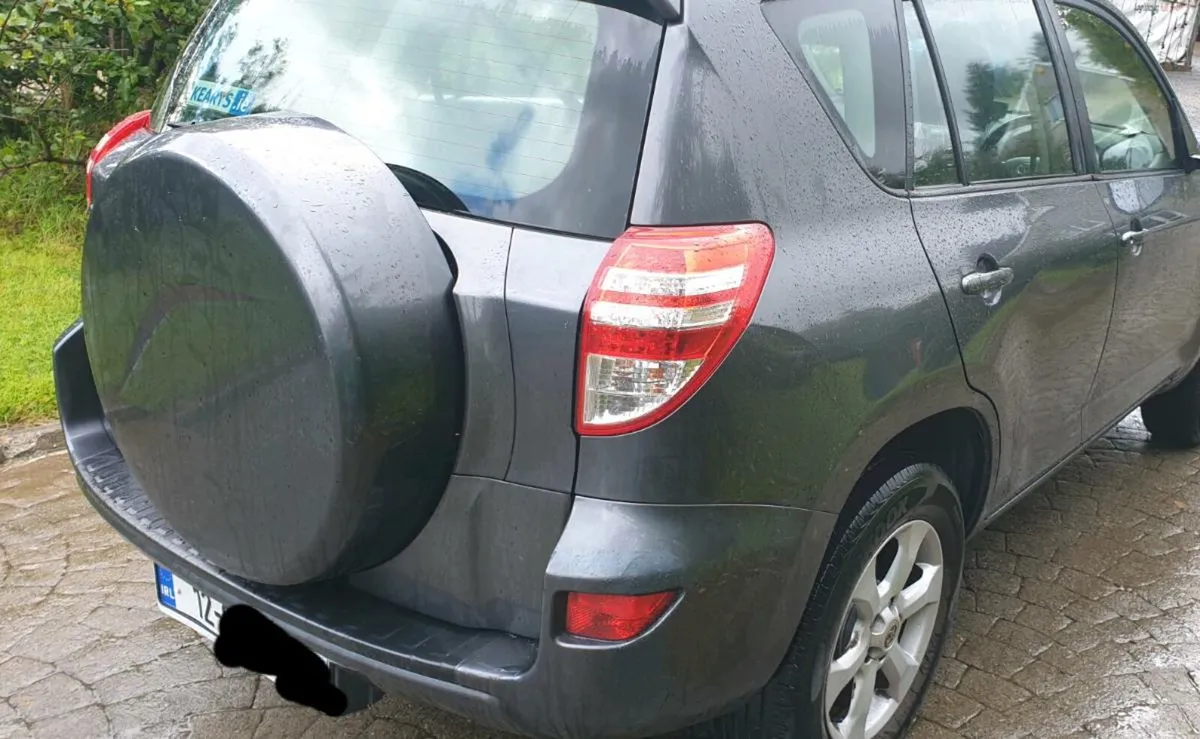 2012 Toyota Rav4 2.2 RUST FREE EXAMPLE! - Image 2