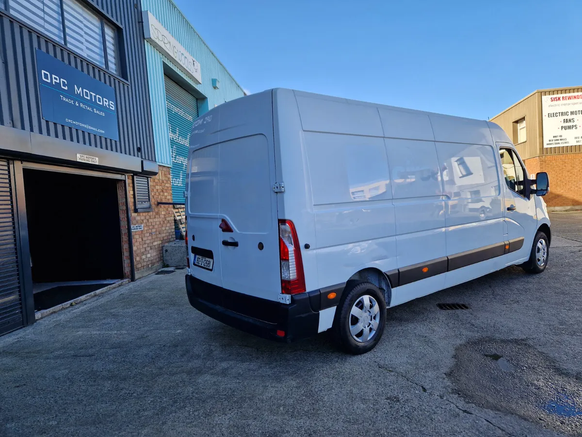 Renault Master 2019 New Test - Image 4